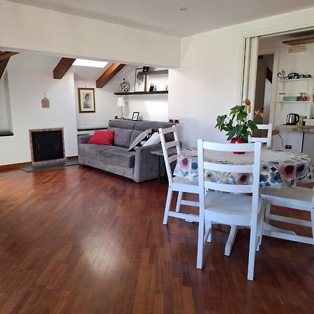 Appartamento Casa Amelia Salerno Esterno foto